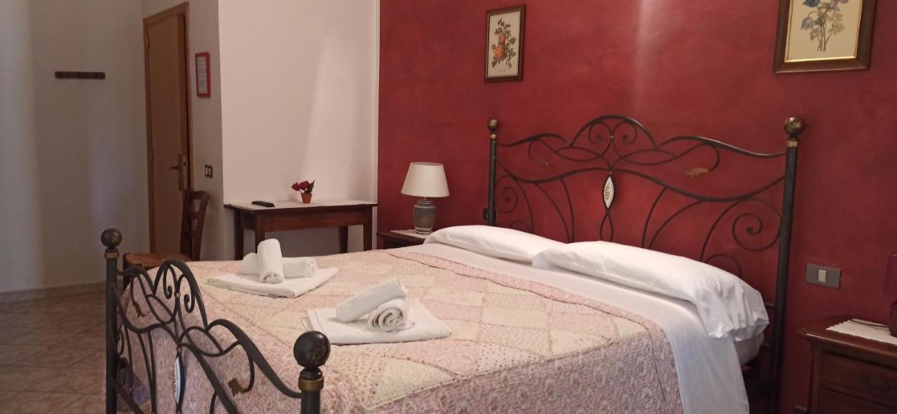 Agriturismo Le Chicche Di Mafalda Montemerano Buitenkant foto