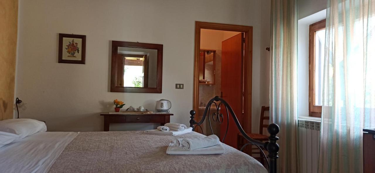 Agriturismo Le Chicche Di Mafalda Montemerano Buitenkant foto